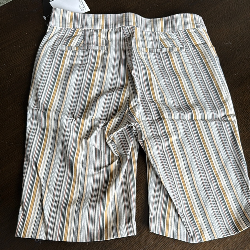 89th & Madison Gray and White Flat Front Shorts - Picture 4 of 4